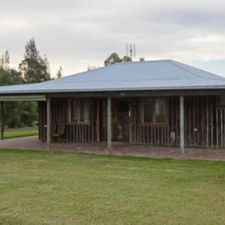 Lovedale Red Gum Cottage Exteriör bild