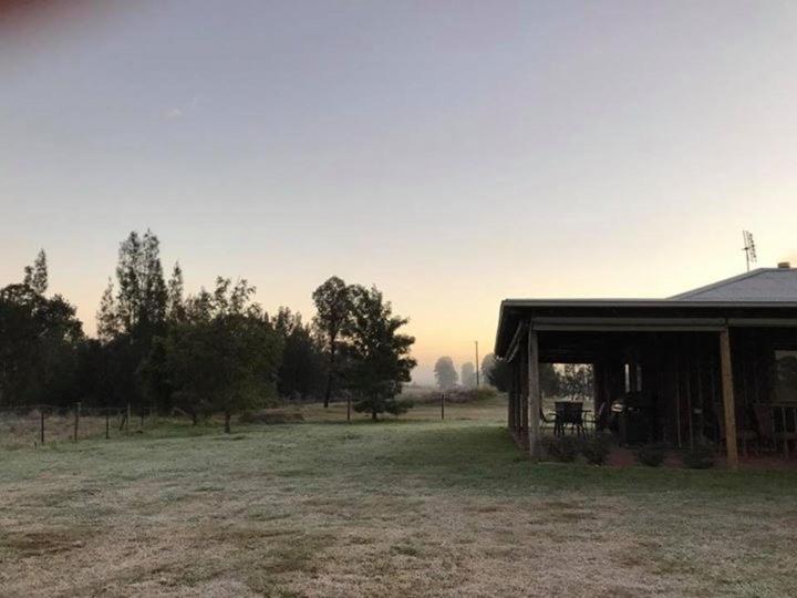 Lovedale Red Gum Cottage Exteriör bild